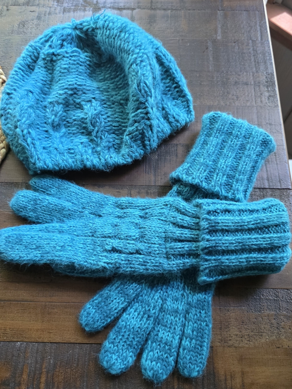 Joe Boxer Teal Knit Hat and Gloves Set